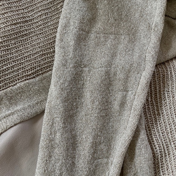 Lucky Brand Metallic Silvery Beige Sweater w Crochet Detail w MEASUREMENTS Sz S - Picture 11 of 11